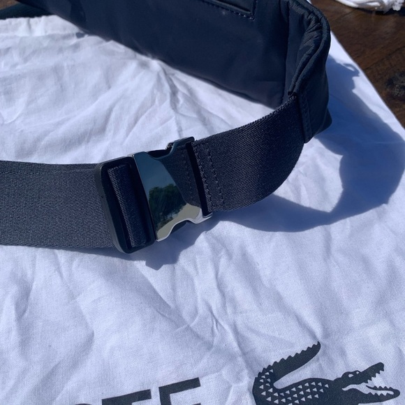 Lacoste: Men's Signature Leather Zip Fanny Pack (Sold Out on Website) - Picture 4 of 4